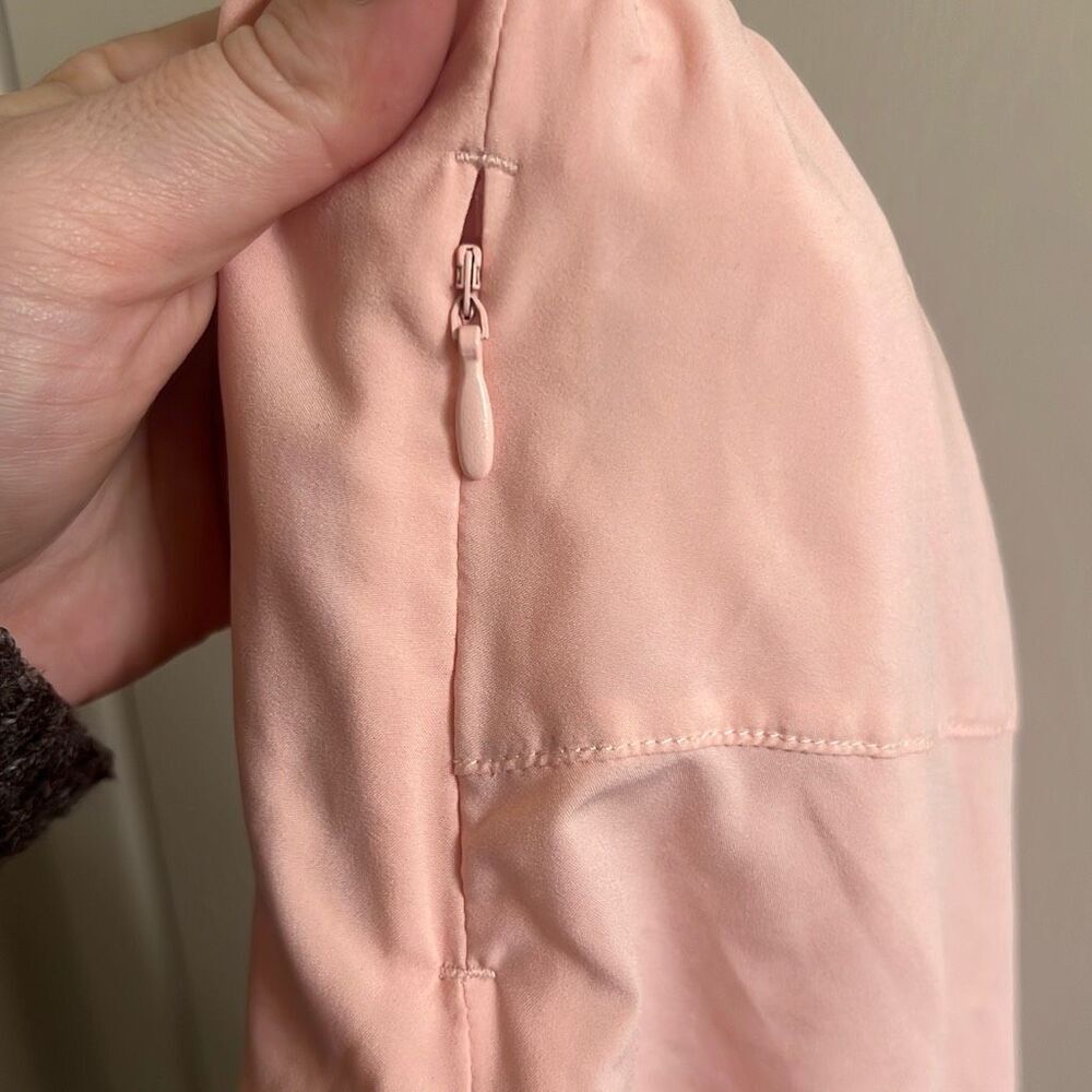 ✨Fabletics Full Speed Mid-Rise Running Sz 1X Shorts✨ - Picture 9 of 11